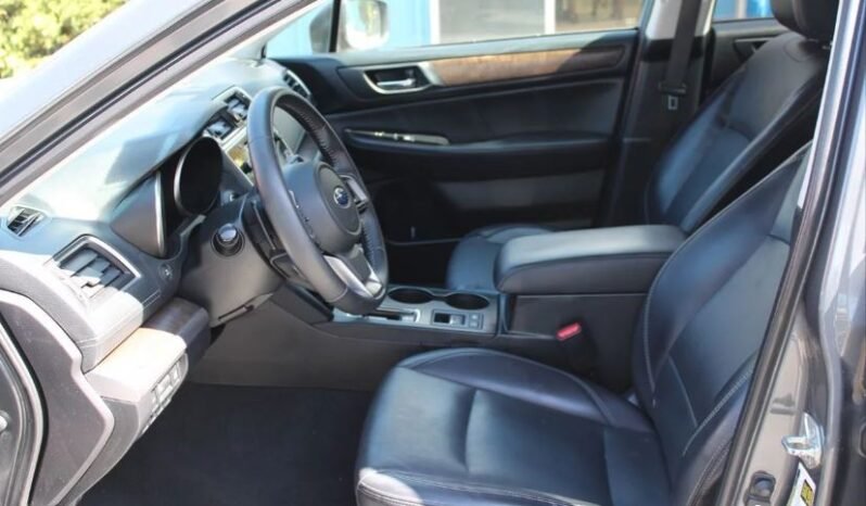 
								Used 2018 Subaru Outback full									