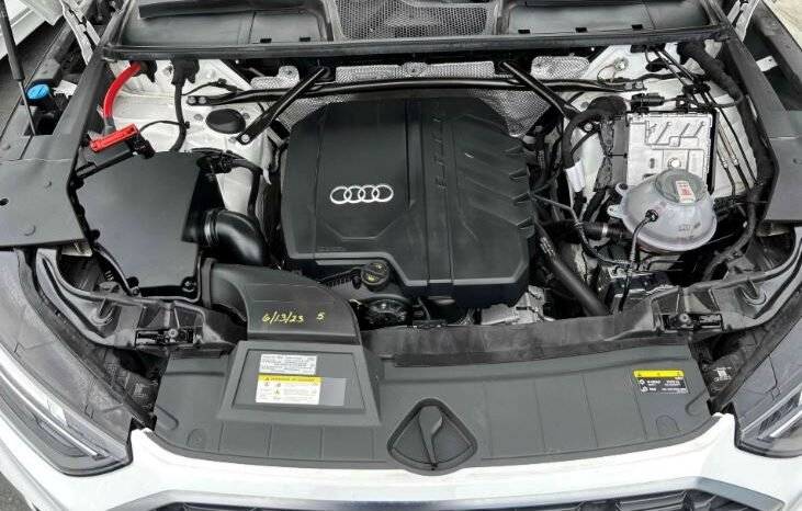 
								Used 2023 Audi Q5 full									