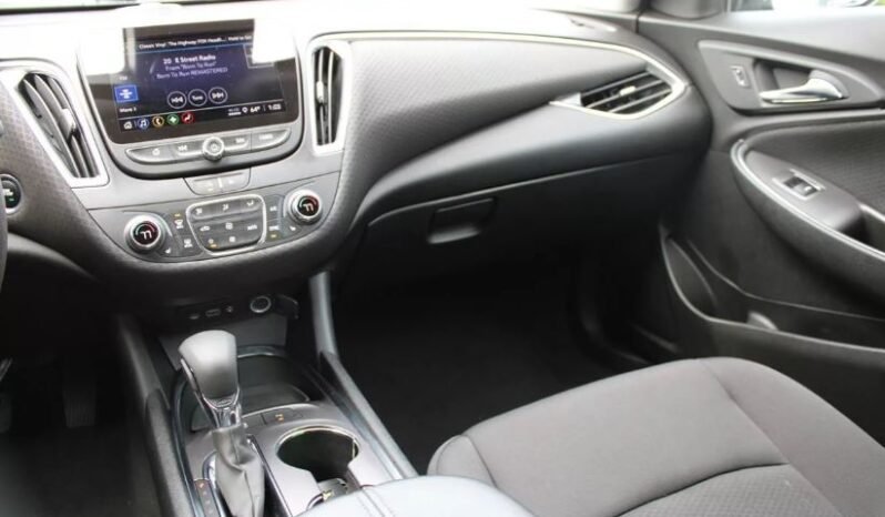 
								Used 2021 Chevrolet Malibu LT full									