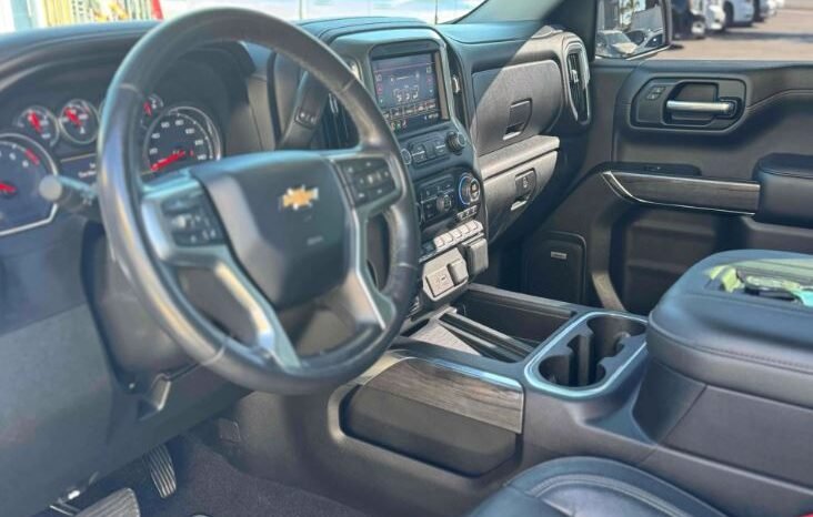 
								Used 2019 Chevrolet Silverado 1500 LTZ full									