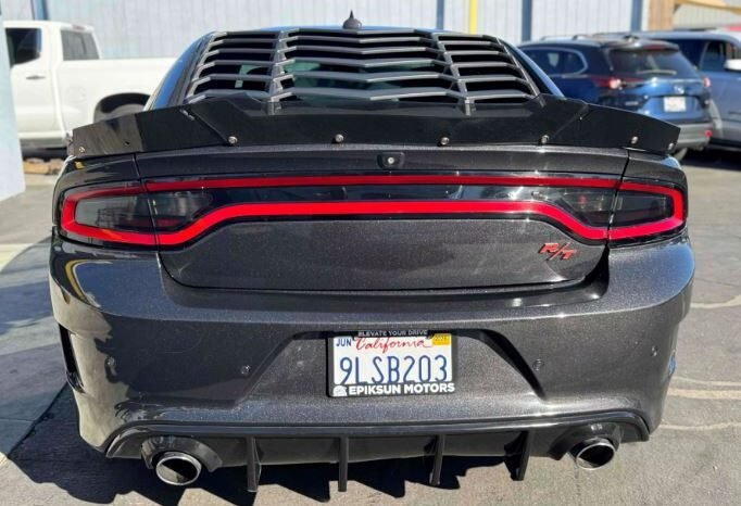 
								Used 2019 Dodge Charger R/T full									