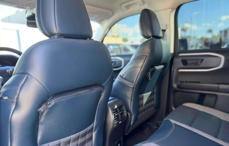 
								Used 2021 Ford Bronco Sport Outer Banks full									