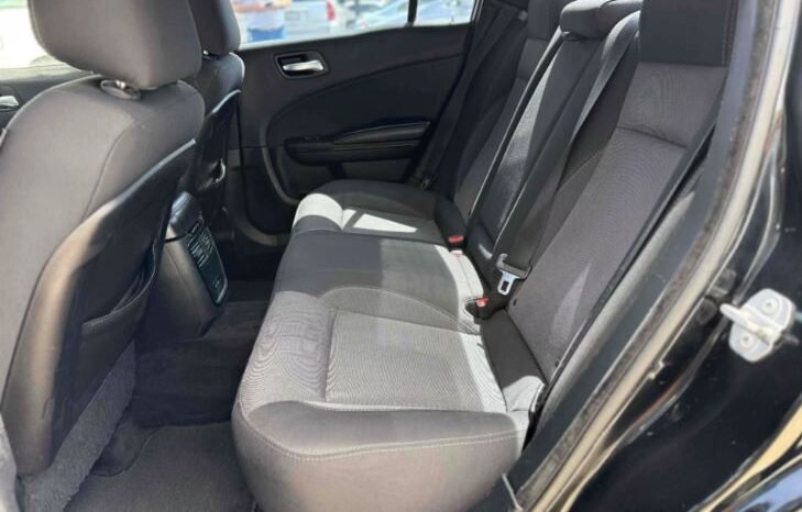 
								Used 2018 Dodge Charger SXT full									