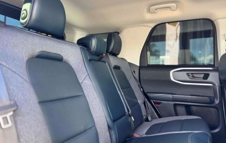 
								Used 2021 Ford Bronco Sport Outer Banks full									