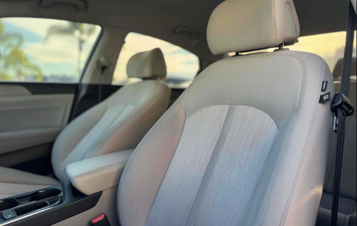 
								Hyundai Sonata Hybrid SE Sedan full									