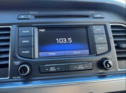 
										Hyundai Sonata Hybrid SE Sedan full									