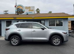 
										2023 Mazda CX-5 2.5 S Select Package full									