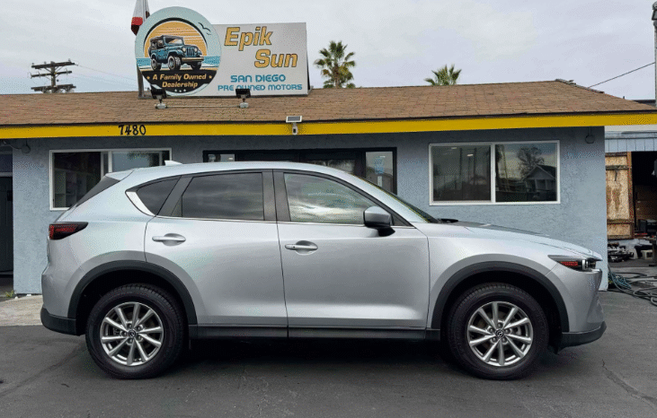 
								2023 Mazda CX-5 2.5 S Select Package full									