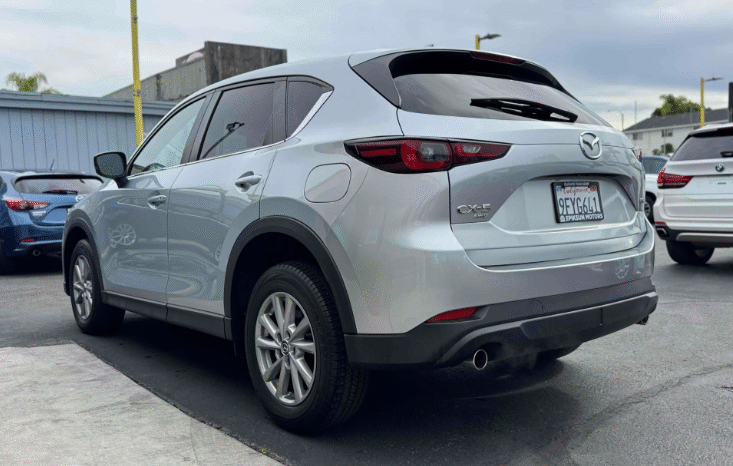 
								2023 Mazda CX-5 2.5 S Select Package full									