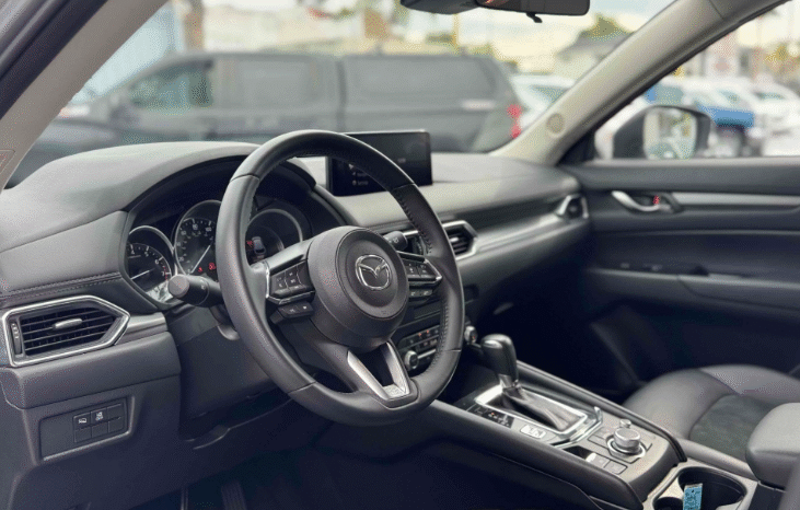 
								2023 Mazda CX-5 2.5 S Select Package full									