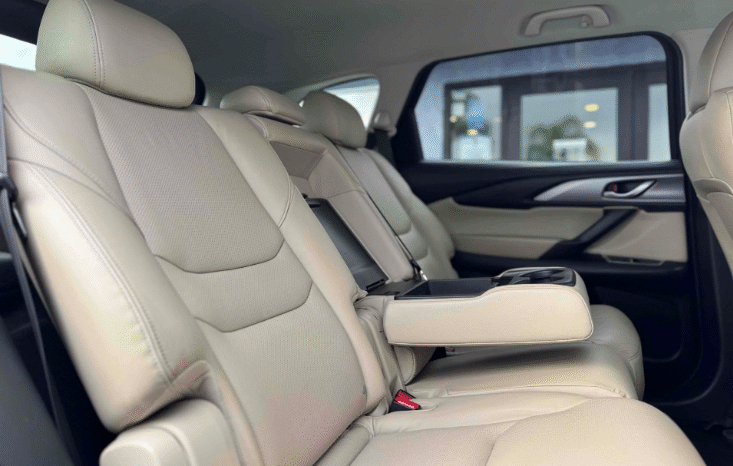 
								2016 Mazda CX-9 Touring full									