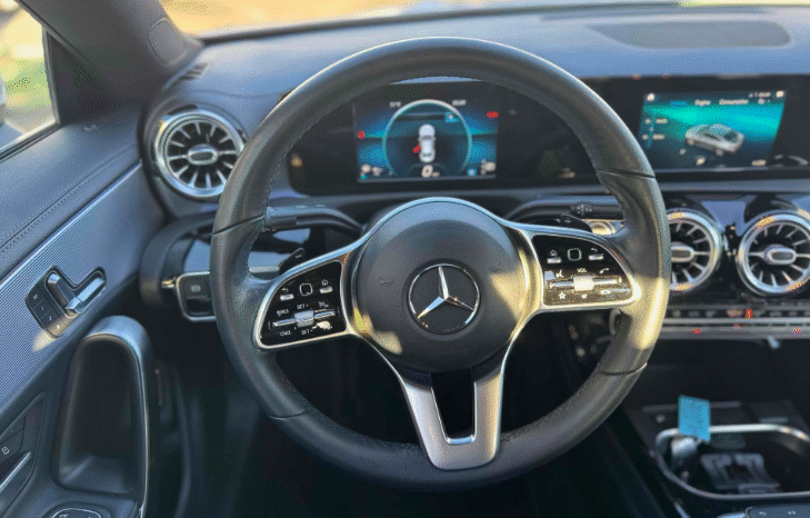 
								2020 Mercedes-Benz CLA 250 Coupe full									
