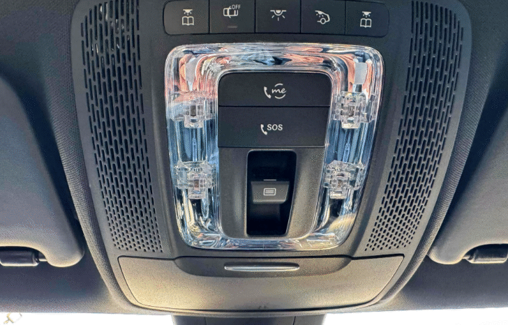 
								2020 Mercedes-Benz CLA 250 Coupe full									