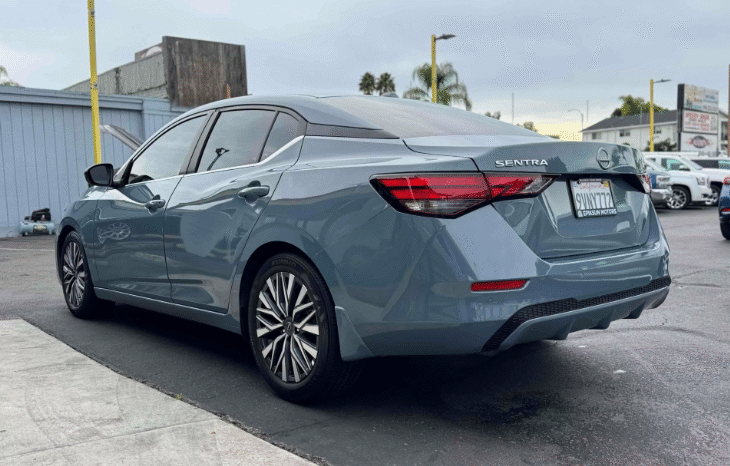 
								2024 Nissan Sentra SV full									