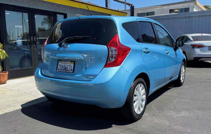 
								2015 Nissan Versa Note S Plus full									
