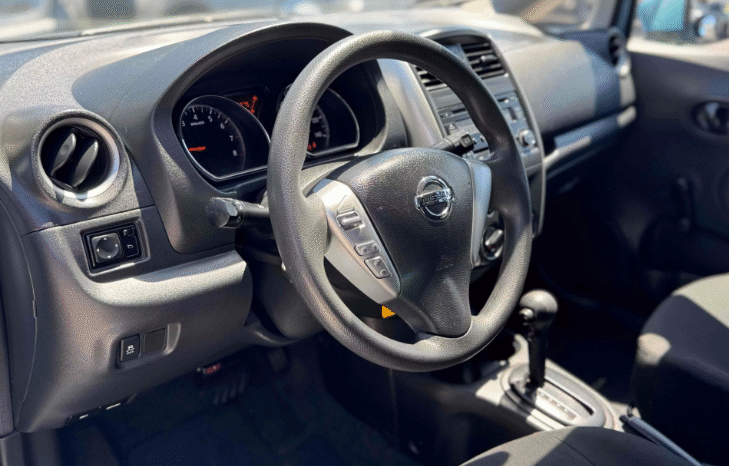 
								2015 Nissan Versa Note S Plus full									