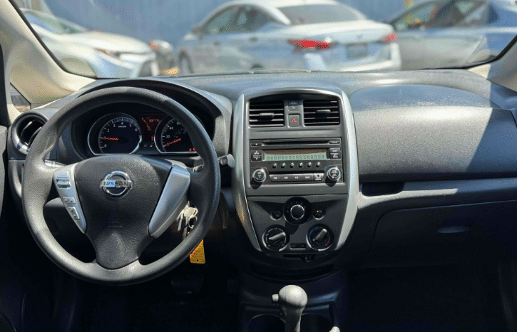 
								2015 Nissan Versa Note S Plus full									