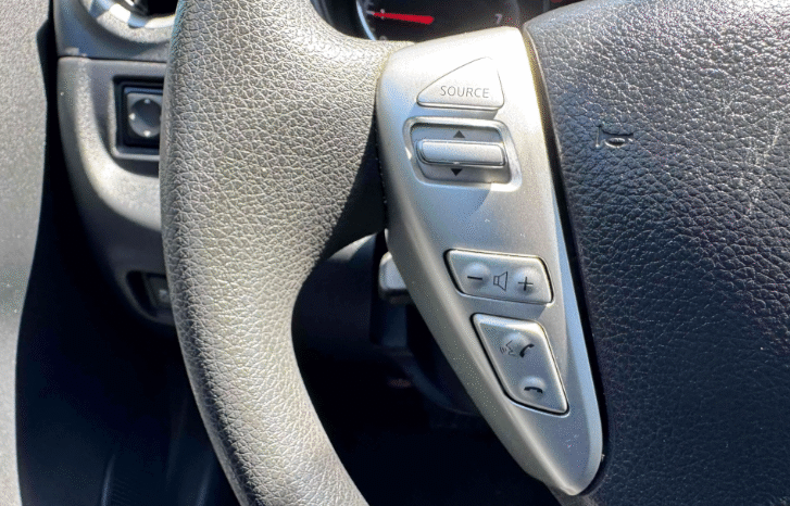 
								2015 Nissan Versa Note S Plus full									