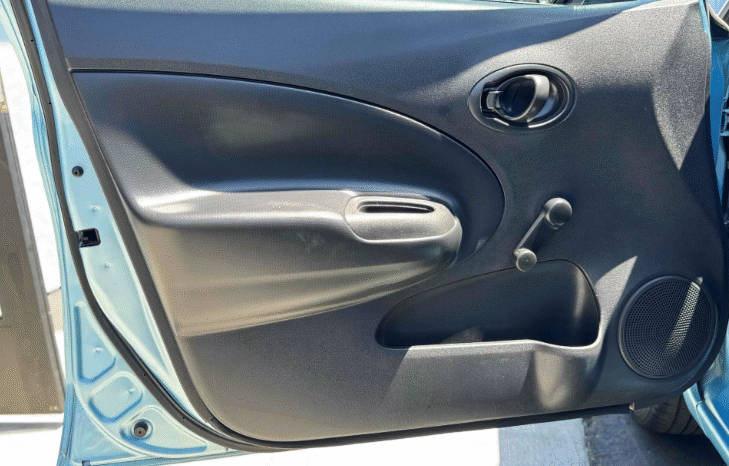 
								2015 Nissan Versa Note S Plus full									