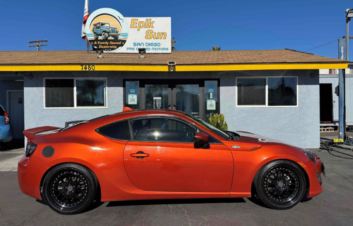 
								2015 Scion FR-S full									