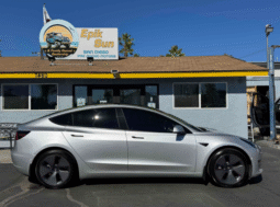 
										2022 Tesla Model 3 full									