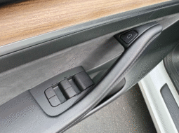 
										2022 Tesla Model 3 full									