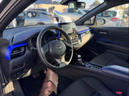 
										2021 Toyota C-HR XLE full									