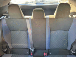 
										2021 Toyota C-HR XLE full									