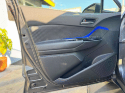 
										2021 Toyota C-HR XLE full									