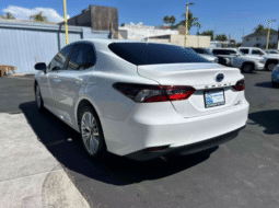 
										2023 Toyota Camry Hybrid LE full									