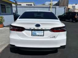 
										2023 Toyota Camry Hybrid LE full									