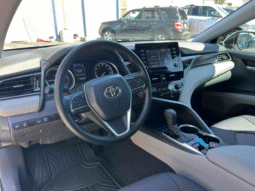 
										2023 Toyota Camry Hybrid LE full									