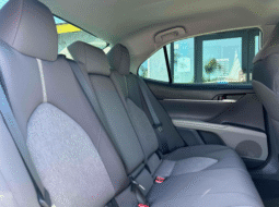 
										2023 Toyota Camry Hybrid LE full									