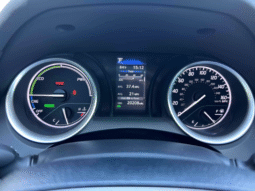 
										2023 Toyota Camry Hybrid LE full									