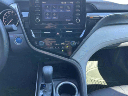 
										2023 Toyota Camry Hybrid LE full									