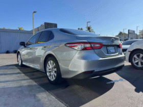 2018 Toyota Camry LE