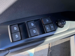 
										2018 Toyota Camry LE full									