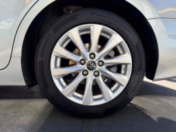 
										2018 Toyota Camry LE full									