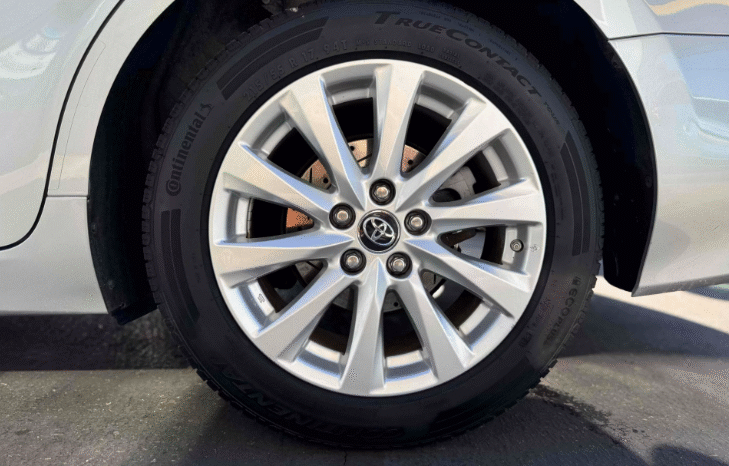 
								2018 Toyota Camry LE full									