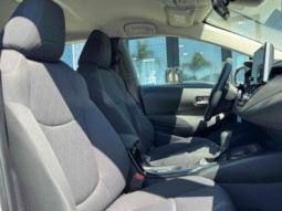 
										2021 Toyota Corolla LE full									