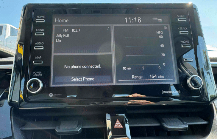 
								2021 Toyota Corolla LE full									