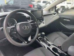 
										2020 Toyota Corolla LE full									