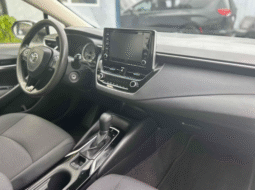 
										2020 Toyota Corolla LE full									