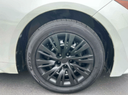 
										2020 Toyota Corolla LE full									