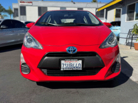 2016 Toyota Prius c One