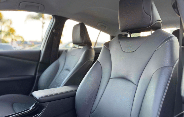 
								2020 Toyota Prius Prime XLE full									