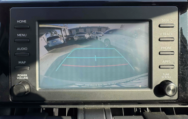 
								2019 Toyota RAV4 LE full									