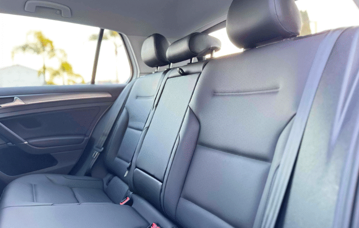 
								2017 Volkswagen e-Golf SEL Premium full									