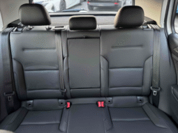 
										2017 Volkswagen e-Golf SEL Premium full									