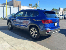 
										2023 Volkswagen Taos SE full									